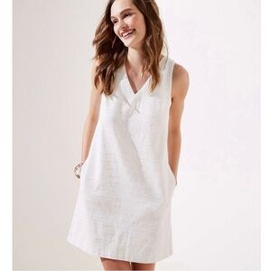 Loft White Textured Sleeveless Shift Dress Women’s Size 6 Lined V-neck